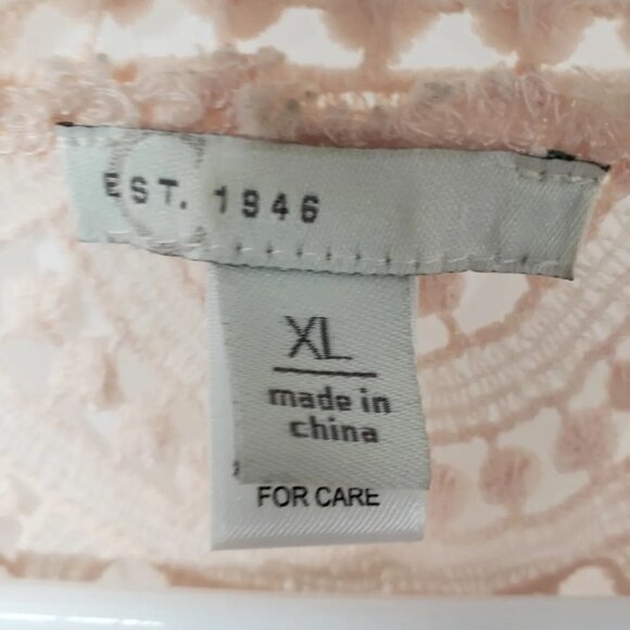 Elegant Cream Open-Knit Women's Jacket - Picture 9 of 13